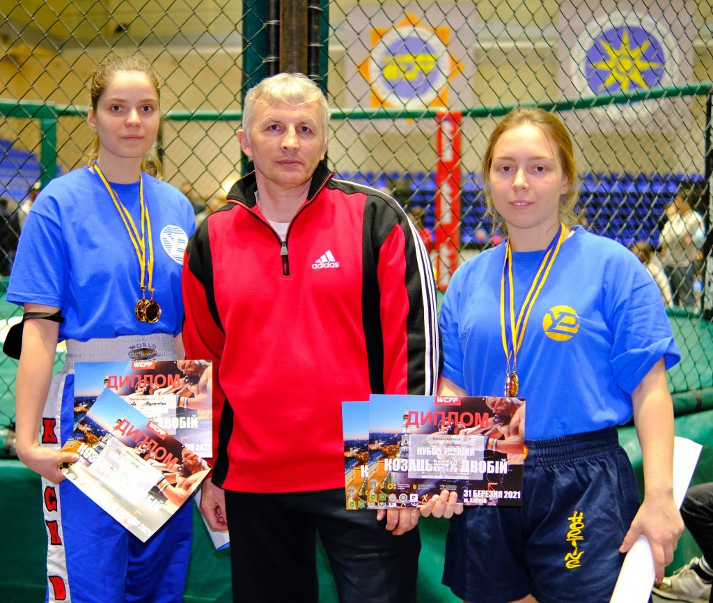 Спортсменки ХНУРЭ победили на Кубке Украины по казацкому поединку