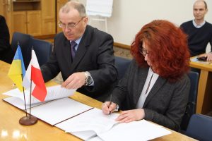 Нові можливості для студентів: ХНУРЕ підписав угоду з польським Університетом Економіки в Бидгощі