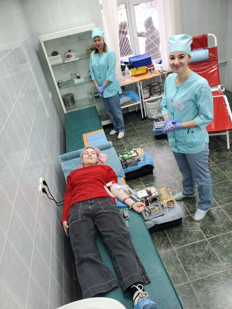 Студенти ХНУРЕ стали донорами крові
