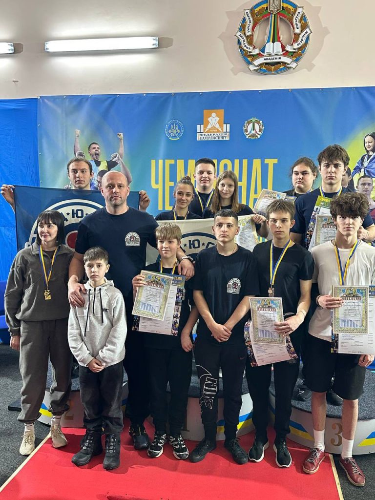 Вітаємо з яскравим дебютом