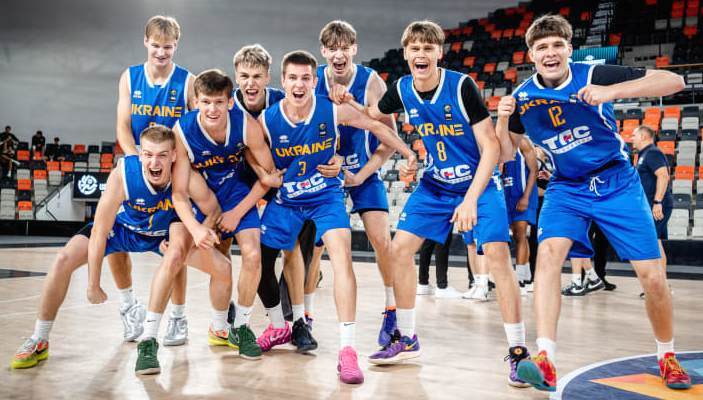 Студент ХНУРЕ Микита Змієвський – чемпіон FIBA U20 EuroBasket 2026 у Дивізіоні B