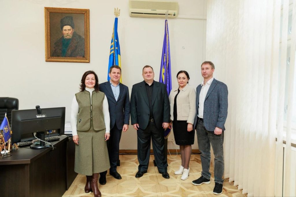 ХНУРЕ та Харківська обласна федерація шахів підписали Меморандум про співпрацю