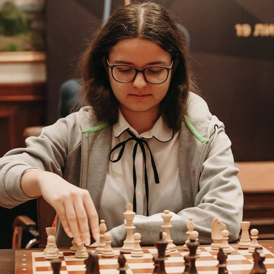 Студентка ХНУРЕ виборола друге місце у титульному турнірі з шахів